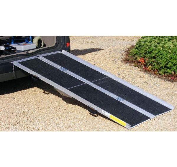 bi fold car ramp